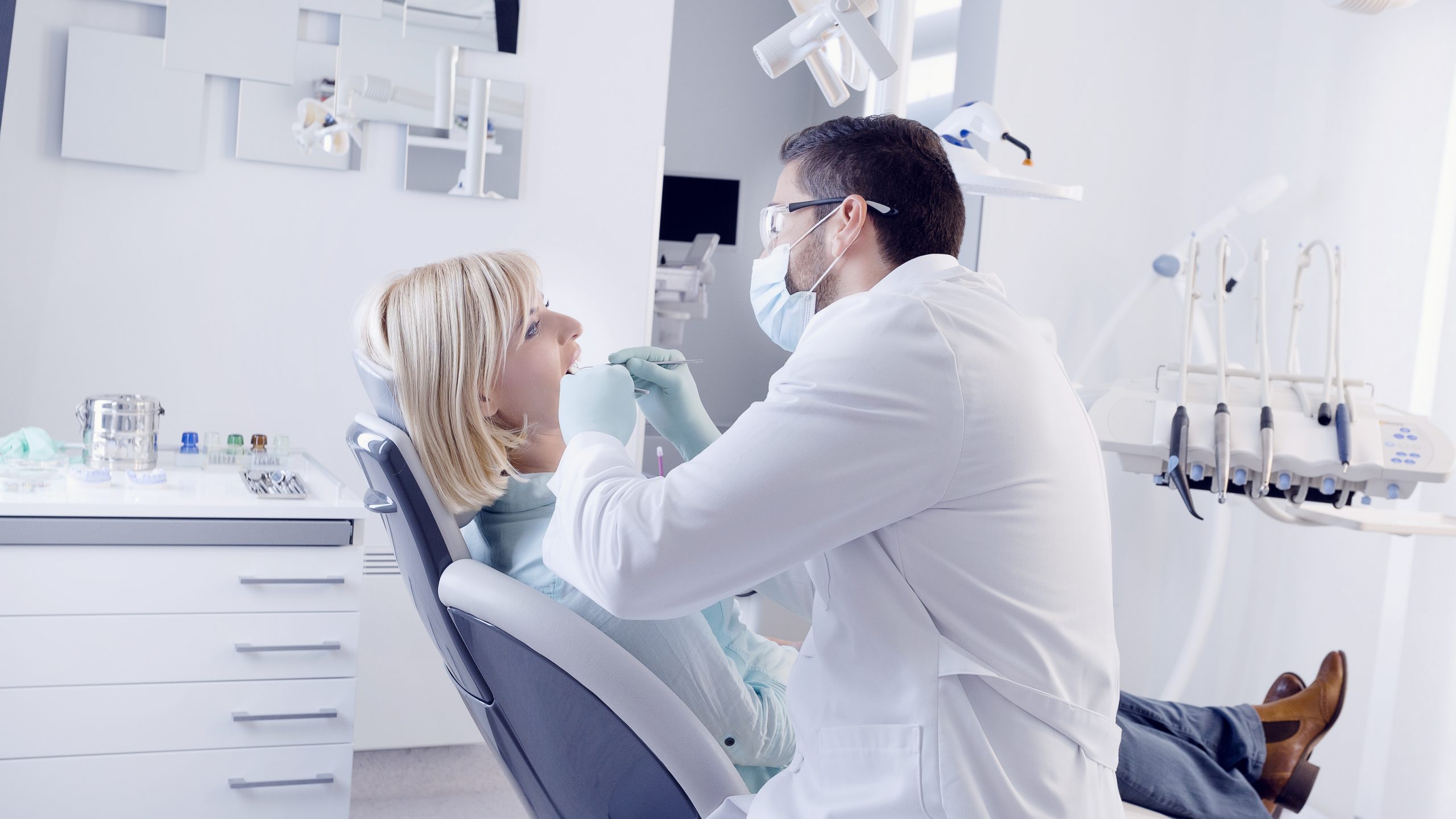 Dentist in Plantsville, CT